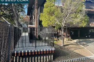 1975 Bonifacio St, Concord, CA 94520 - Photo 4