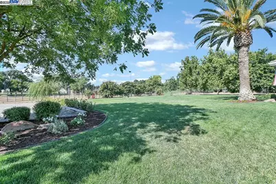 3335 Kellogg Creek Rd, Brentwood, CA 94514 - Photo 12
