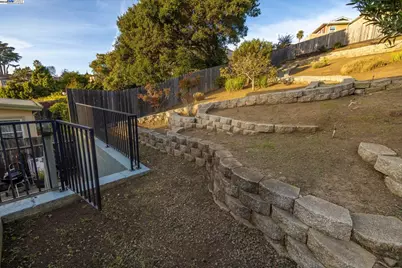 1564 Santa Clara St, Richmond, CA 94804 - Photo 32