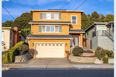 1564 Santa Clara St, Richmond, CA 94804 - Photo 1