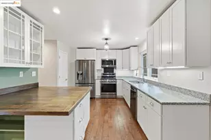 2136 Silver Dr, Arnold, CA 95223 - Photo 16