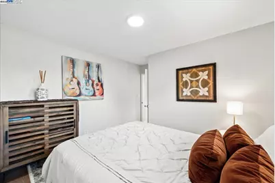 1002 Wyatt Ave, Napa, CA 94559 - Photo 26