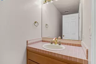 2215 Chardonnay Way, Livermore, CA 94550 - Photo 38