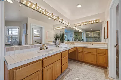 2215 Chardonnay Way, Livermore, CA 94550 - Photo 24