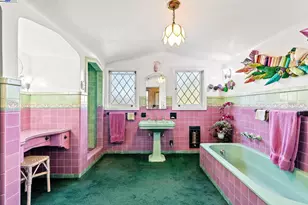 921 Warren St, Hayward, CA 94541 - Photo 36