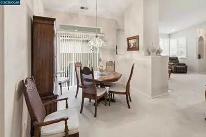 443 Mandarin Cir, Vacaville, CA 95687 - Photo 16