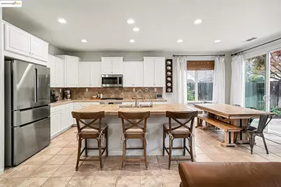 4794 Snowy Egret Way, Oakley, CA 94561 - Photo 18