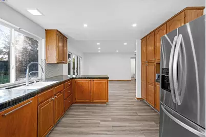 3608 Siskiyou Ct, Hayward, CA 94542 - Photo 14