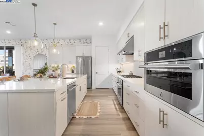 2250 Kilowatt Way #206, Fremont, CA 94539 - Photo 10