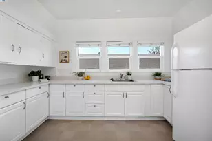 1781 B St, Hayward, CA 94541 - Photo 32