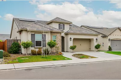 2929 Cammie Ln, Lodi, CA 95242 - Photo 2