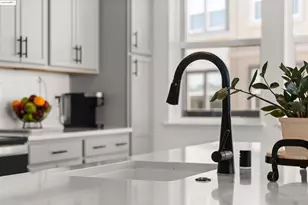 2836 Tradewind Dr, Alameda, CA 94501 - Photo 8