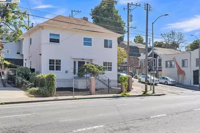 3300 Harrison St, Oakland, CA 94611 - Photo 2