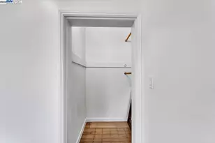 3300 Harrison St, Oakland, CA 94611 - Photo 22