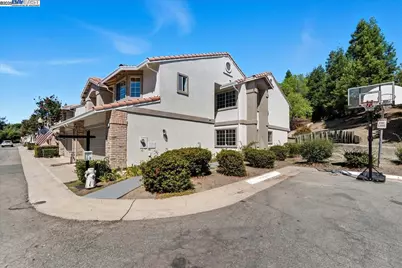 313 Camino Arroyo E, Danville, CA 94506 - Photo 2