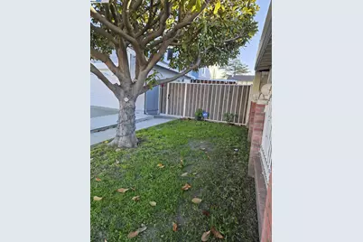 250 47th St, Richmond, CA 94804 - Photo 18