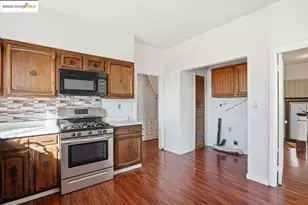 1068 Aileen St, Oakland, CA 94608 - Photo 20