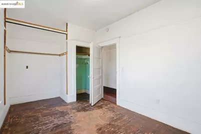 1068 Aileen St, Oakland, CA 94608 - Photo 38
