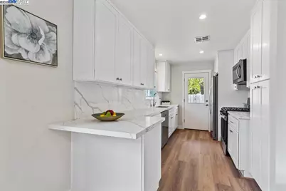 1154 Tilson Dr, Concord, CA 94520 - Photo 10