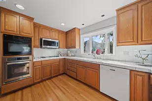 3393 Sutton Loop, Fremont, CA 94536 - Photo 10