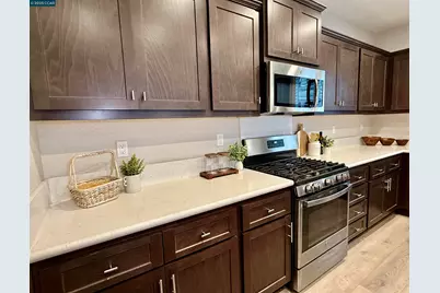 2209 Sunny Island Ct, Modesto, CA 95355 - Photo 8