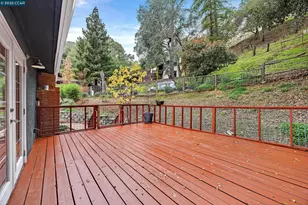 971 Green St, Martinez, CA 94553 - Photo 32