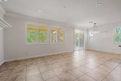 2491 Redbud Way, Manteca, CA 95336 - Photo 4