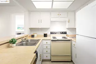 1000 Evergreen Ter, San Pablo, CA 94804 - Photo 10