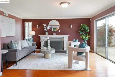 8071 Phaeton, Oakland, CA 94605 - Photo 12