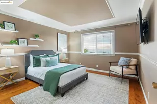 8071 Phaeton, Oakland, CA 94605 - Photo 24