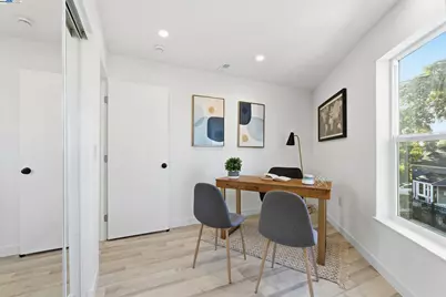 5729 Bancroft Ave, Oakland, CA 94605 - Photo 32