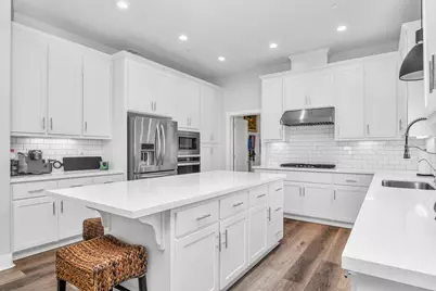 710 Elm St, Lodi, CA 95240 - Photo 12