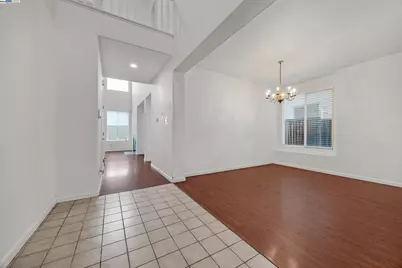 448 Burlington Dr, Tracy, CA 95376 - Photo 4