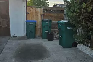 6933 Kermit Ln, Stockton, CA 95207 - Photo 2