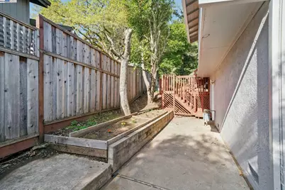 35 San Joaquin Pl, Novato, CA 94947 - Photo 26