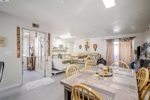 73 Fernridge Ct, Hayward, CA 94544 - Photo 16