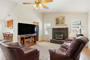 2414 Vine Ave, Escalon, CA 95320 - Photo 8