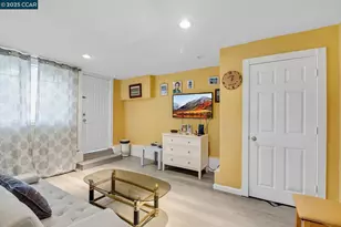 985 39th St, Oakland, CA 94608 - Photo 12