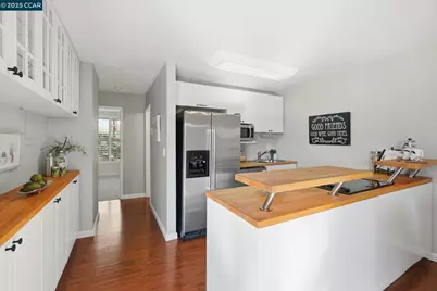 2890 Treat Blvd #5, Concord, CA 94518 - Photo 6