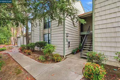 2890 Treat Blvd #5, Concord, CA 94518 - Photo 20