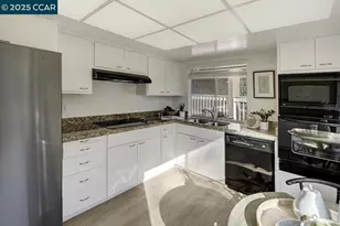 975 Terra California Dr, Walnut Creek, CA 94595 - Photo 16