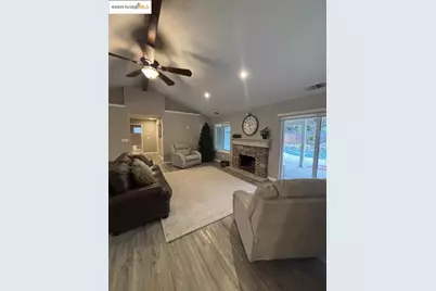 1740 Teddy St, Visalia, CA 93277 - Photo 14