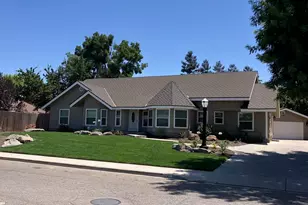 1740 Teddy St, Visalia, CA 93277 - Photo 2