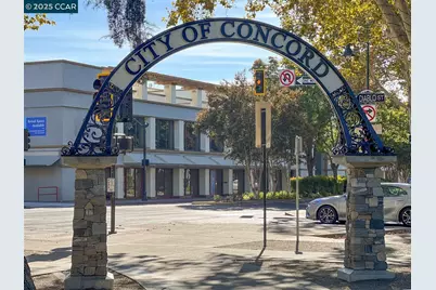 4121 Kensington Dr, Concord, CA 94521 - Photo 54