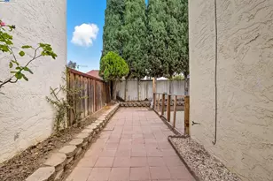 1860 Home Gate Dr, San Jose, CA 95148 - Photo 32