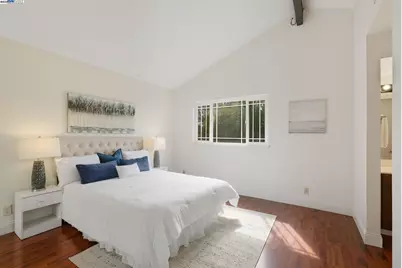 1860 Home Gate Dr, San Jose, CA 95148 - Photo 16