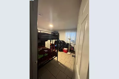 7341 Lockwood St, Oakland, CA 94621 - Photo 10