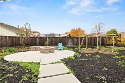 917 Talaria Ct, Oakley, CA 94561 - Photo 6