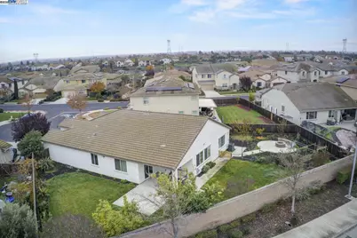 917 Talaria Ct, Oakley, CA 94561 - Photo 16