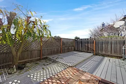 2271 Clearview Cir, Benicia, CA 94510 - Photo 28